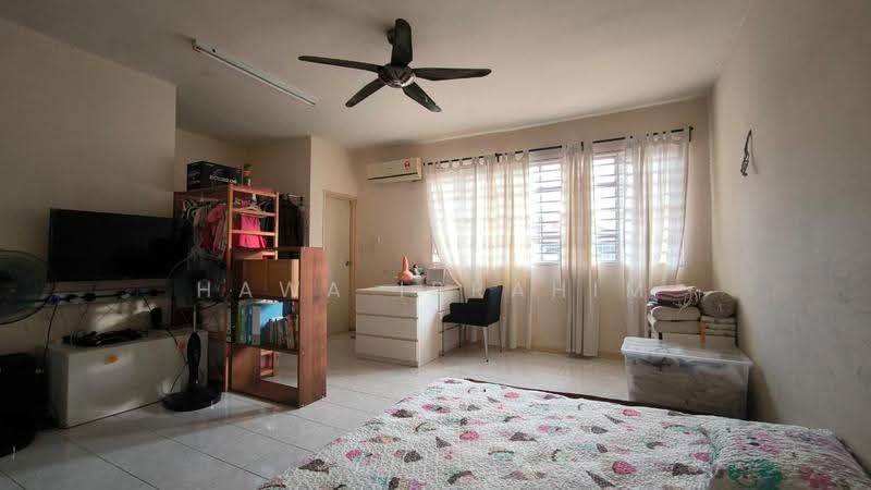 Terraced House for Sale in Taman Cheras Idaman (Cheras) - Hawa Ibrahim - Bedroom - PropertyGuru.com.my