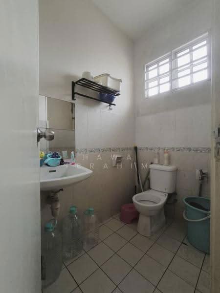 Terraced House for Sale in Taman Cheras Idaman (Cheras) - Hawa Ibrahim - Bathroom - PropertyGuru.com.my