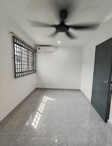 Rumah Teres 2-Tingkat untuk Dijual di Taman Ungku Tun Aminah (Skudai) - Daniel Yong - Interior - PropertyGuru.com.my