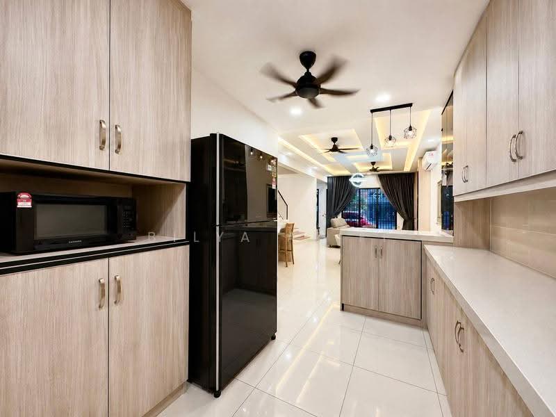 Rumah Teres 2-Tingkat untuk Dijual di Elmina (Shah Alam) - BILYA ARIFF - Kitchen - PropertyGuru.com.my