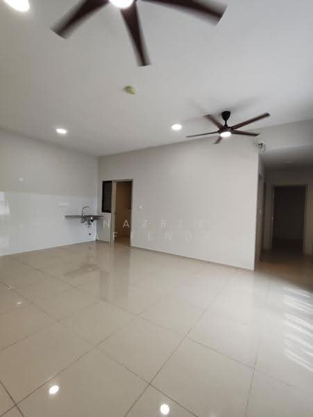 Kediaman Servis untuk Disewa di Seiring Residensi - Nazrin Affendy - Living Room - PropertyGuru.com.my