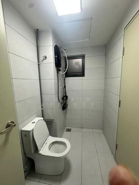 Kediaman Servis untuk Disewa di Seiring Residensi - Nazrin Affendy - Bathroom - PropertyGuru.com.my