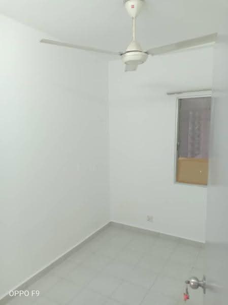 Kondominium untuk Dijual di Pelangi Indah Condominium - Ken Liew - Interior - PropertyGuru.com.my