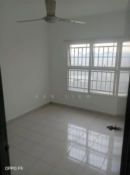 Kondominium untuk Dijual di Pelangi Indah Condominium - Ken Liew - Interior - PropertyGuru.com.my
