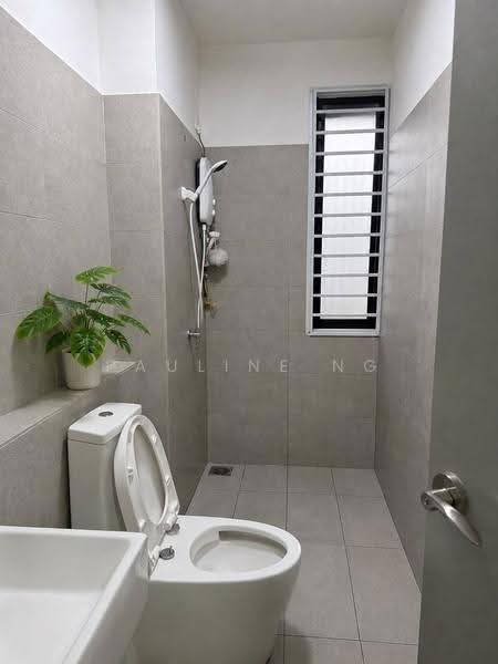 Rumah Teres 2-Tingkat untuk Disewa di Mount Austin (Johor Bahru) - Pauline Ng - Bathroom - PropertyGuru.com.my