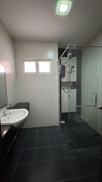 Rumah Teres 2-Tingkat untuk Dijual di Taman Nusa Idaman (Iskandar Puteri (Nusajaya)) - Jayden Neo - Bathroom - PropertyGuru.com.my