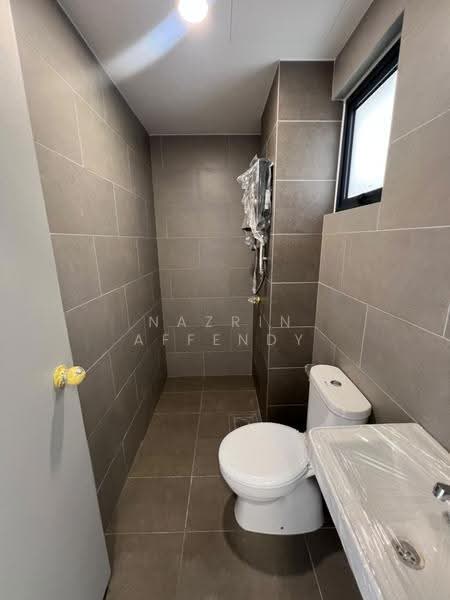 Kediaman Servis untuk Disewa di RESIDENSI SENURI - Nazrin Affendy - Bathroom - PropertyGuru.com.my