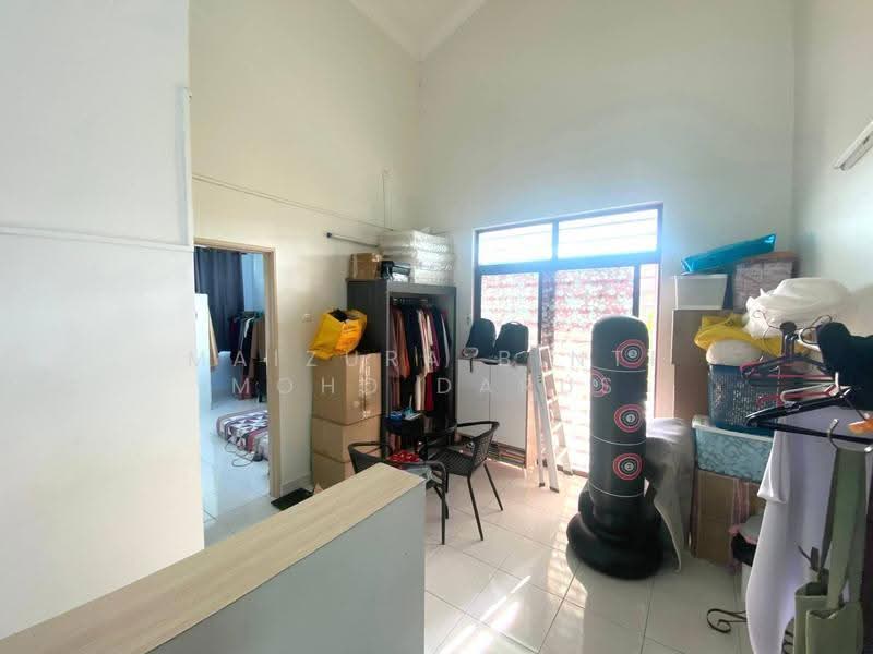 2-storey Terraced House for Sale in Seksyen 4, Bandar Baru Bangi (Bandar Baru Bangi) - Maizura binti Mohd Darus - Interior - PropertyGuru.com.my
