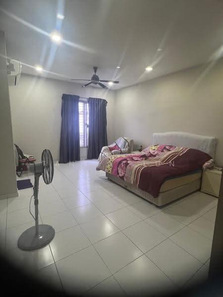 Rumah Teres 2-Tingkat untuk Dijual di Setia Tropika (Johor Bahru) - Tan Kai Lun - Bedroom - PropertyGuru.com.my