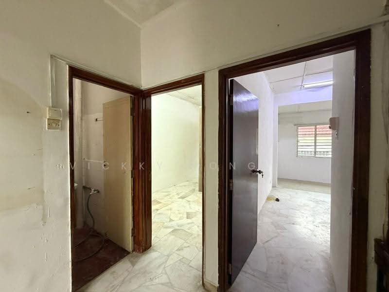 2-storey Terraced House for Sale in Ampang Jaya (Ampang) - Vickky Wong CF - Interior - PropertyGuru.com.my