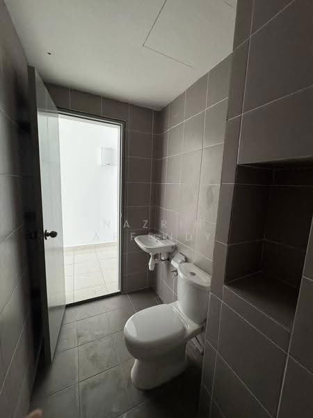 Townhouse for Rent in Seksyen 13 (Shah Alam) - Nazrin Affendy - Bathroom - PropertyGuru.com.my