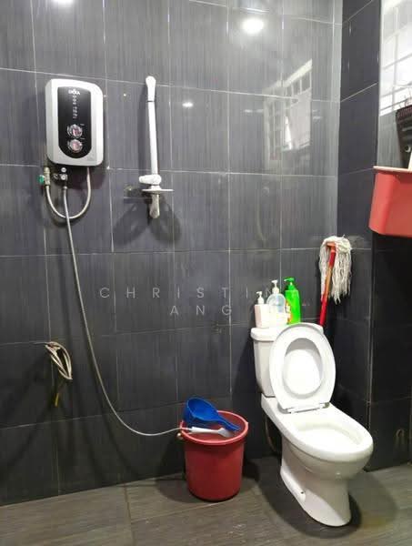 2-storey Terraced House for Sale in Bandar Baru Permas Jaya (Permas Jaya) - Christina Ang - Bathroom - PropertyGuru.com.my
