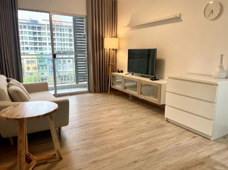 Service Residence for Sale at Seiring Residensi - Aaron Soh - Living Room - PropertyGuru.com.my