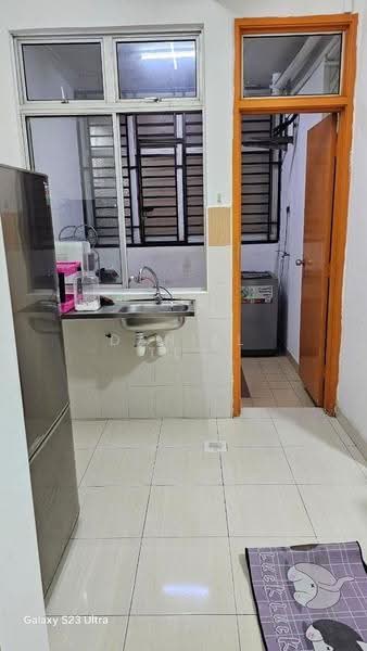 Apartment for Rent at Kipark Apartment - Daniel Tey - Kitchen - PropertyGuru.com.my