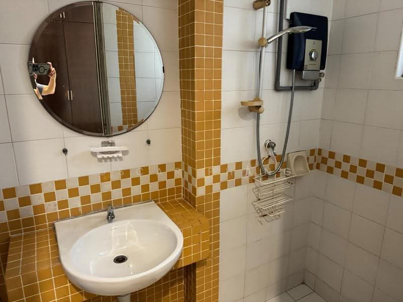 Condominium for Rent at Perdana Emerald - Oscar Phang - Bathroom - PropertyGuru.com.my