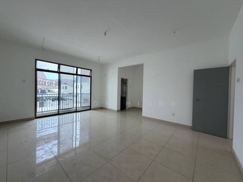 Rumah Teres 2-Tingkat untuk Dijual di Skudai (Johor) - Anson Hiong - Living Room - PropertyGuru.com.my