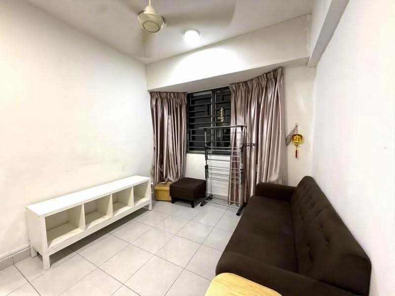 Kediaman Servis untuk Disewa di Main Place Residence - Kenix Lee - Living Room - PropertyGuru.com.my
