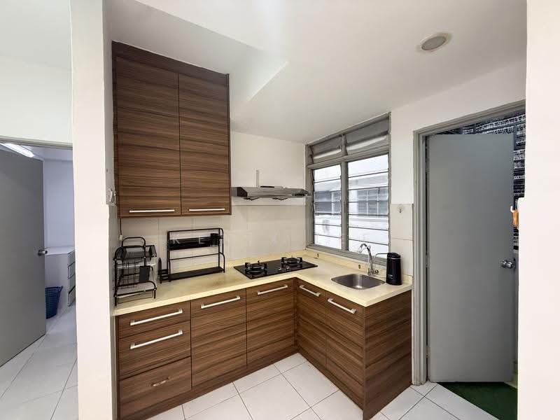 Kediaman Servis untuk Disewa di Main Place Residence - Kenix Lee - Kitchen - PropertyGuru.com.my