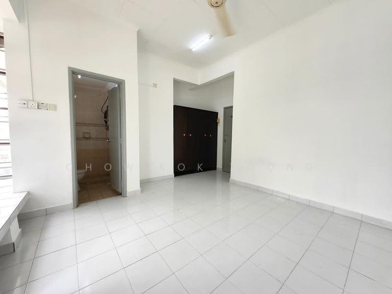 Rumah Teres 2-Tingkat untuk Dijual di Taman Puchong Prima (Puchong) - Chow Kok Toong - Living Room - PropertyGuru.com.my