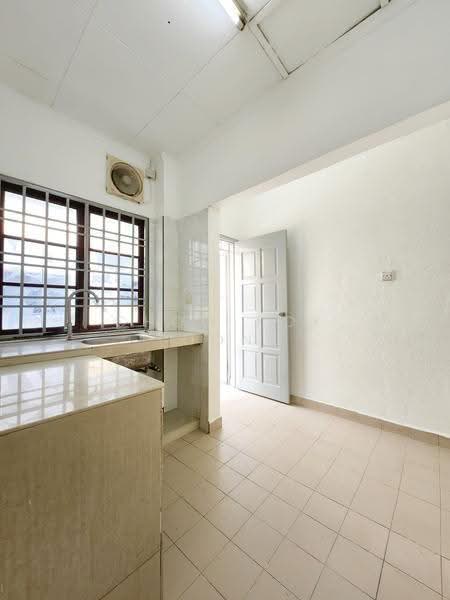 Rumah Teres 2-Tingkat untuk Dijual di Taman Puchong Prima (Puchong) - Chow Kok Toong - Kitchen - PropertyGuru.com.my