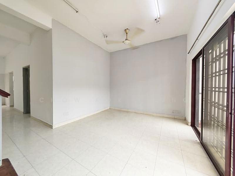 2-storey Terraced House for Sale in Taman Puchong Prima (Puchong) - Chow Kok Toong - Living Room - PropertyGuru.com.my
