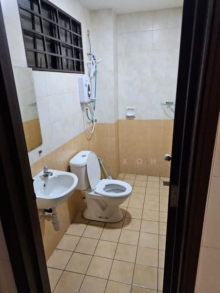 3-storey Terraced House for Sale in Mutiara Bukit Jalil (Bukit Jalil) - Cady Koh - Bathroom - PropertyGuru.com.my