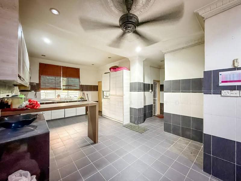Rumah Teres 2-Tingkat untuk Dijual di Taman Bukit Subang (Shah Alam) - Syahmi Shahordin - PropertyGuru.com.my
