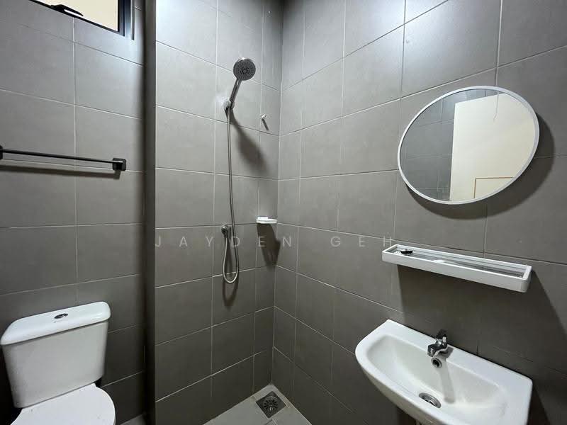 Kondominium untuk Dijual di G Residence - Jayden Geh - Bathroom - PropertyGuru.com.my