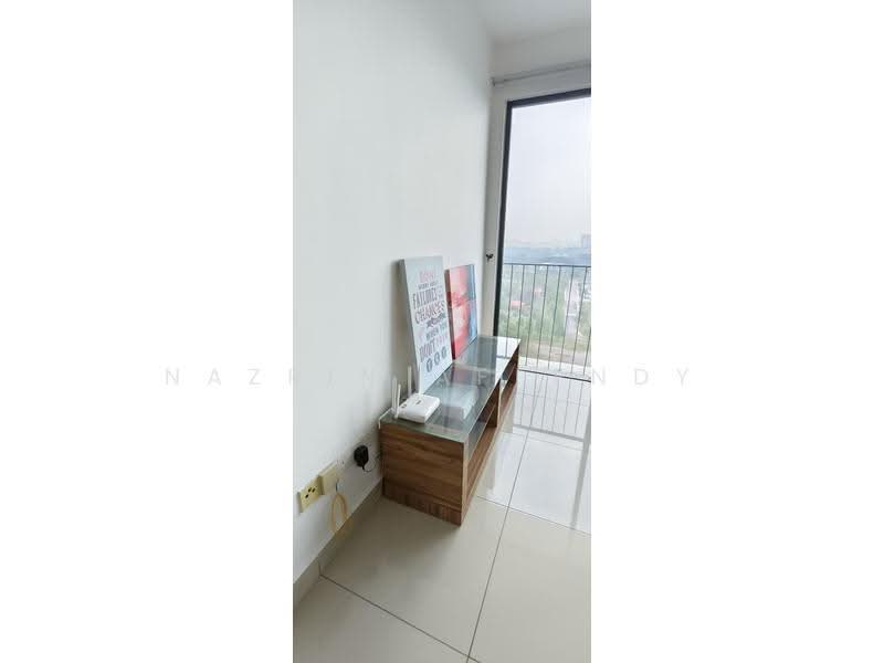 Kediaman Servis untuk Disewa di Trefoil @ Setia City - Nazrin Affendy - Balcony - PropertyGuru.com.my