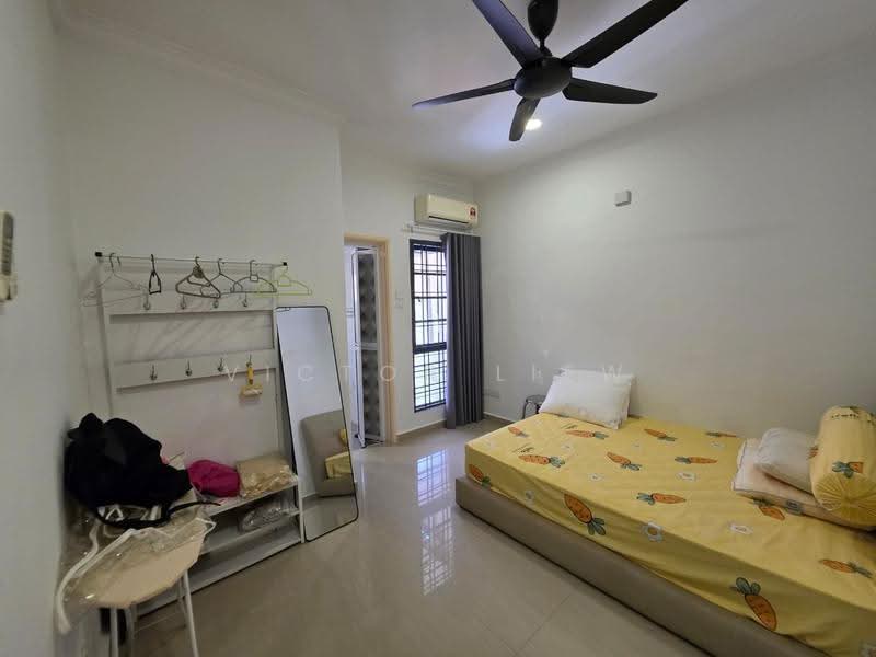 Rumah Teres 2-Tingkat untuk Dijual di Seksyen 5 (Kota Damansara) - Victor Liew - Bedroom - PropertyGuru.com.my