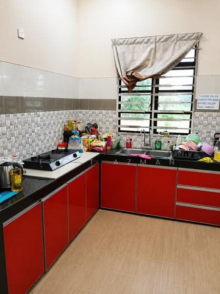 Bungalow House for Sale in Kuala Terengganu (Terengganu) - Izzat Azman - Kitchen - PropertyGuru.com.my