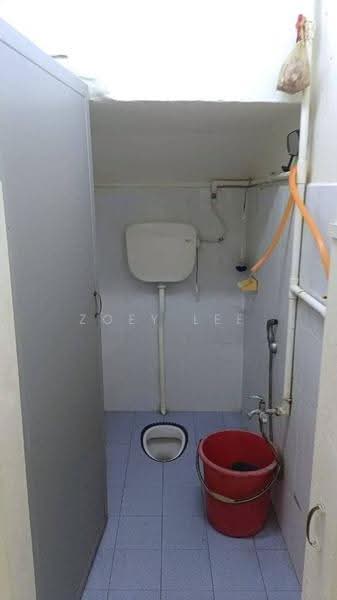 Rumah Teres 2-Tingkat untuk Dijual di Taman Johor Jaya (Johor Bahru) - Zoey Lee - Bathroom - PropertyGuru.com.my