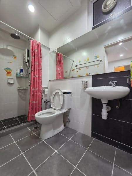 Kondominium untuk Dijual di Summer Place - Lilly . - Bathroom - PropertyGuru.com.my