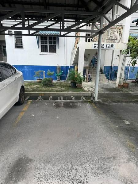 Rumah Bandar untuk Dijual di Jalan Klang Lama (Old Klang Road) (Kuala Lumpur) - Norisma Hartanah - roof parking - PropertyGuru.com.my