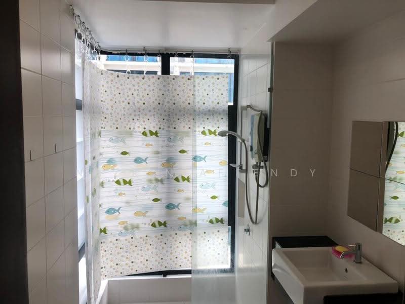 Service Residence for Sale at Trefoil @ Setia City - Nazrin Affendy - Bathroom - PropertyGuru.com.my