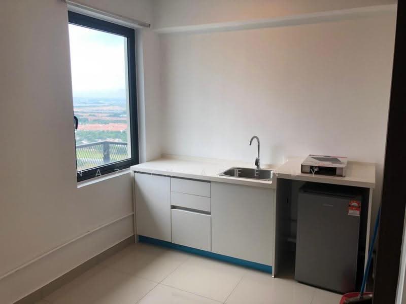 Service Residence for Sale at Trefoil @ Setia City - Nazrin Affendy - Kitchen - PropertyGuru.com.my