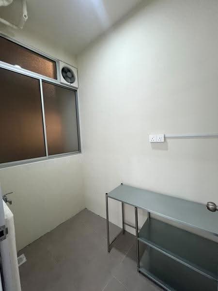 Kondominium untuk Disewa di Residensi Sateria - Eric Siew - Interior - PropertyGuru.com.my