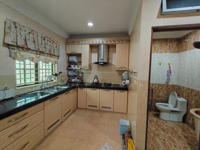 2-storey Terraced House for Sale in Kuantan (Pahang) - Izzat Azman - Kitchen - PropertyGuru.com.my