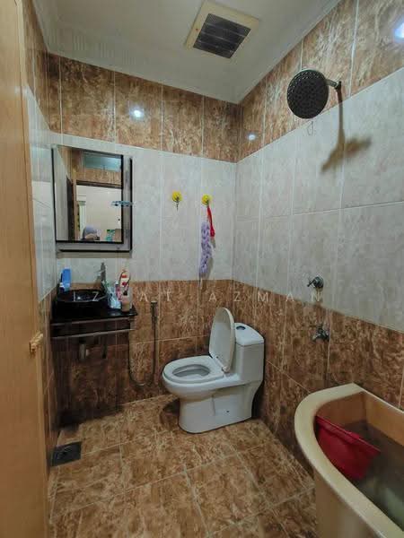 2-storey Terraced House for Sale in Kuantan (Pahang) - Izzat Azman - Bathroom - PropertyGuru.com.my