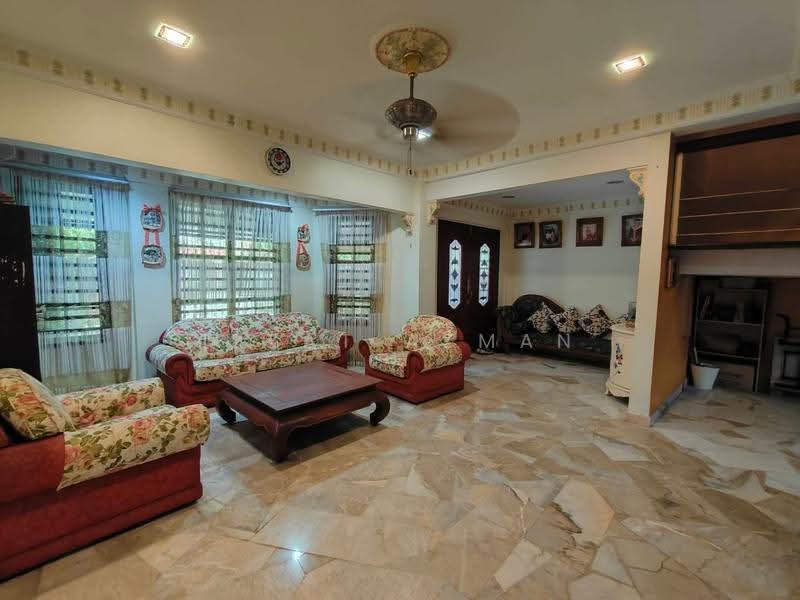 2-storey Terraced House for Sale in Kuantan (Pahang) - Izzat Azman - Living Room - PropertyGuru.com.my
