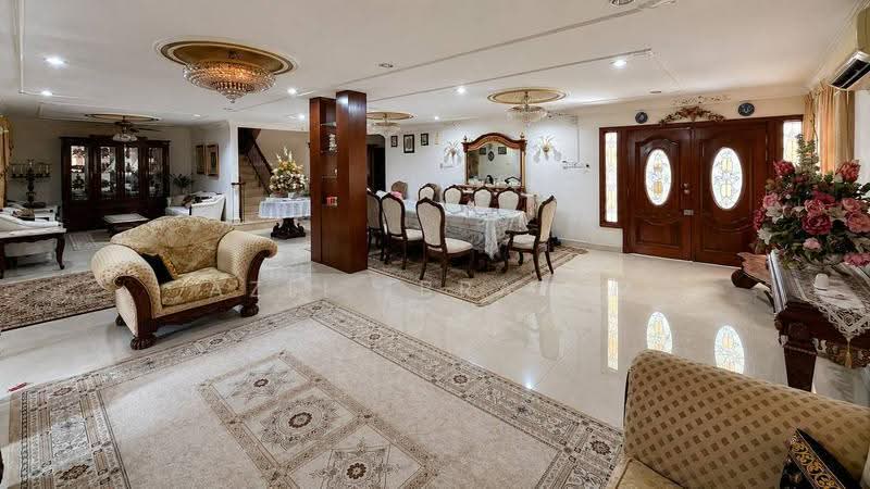 Semi-Detached House for Sale in Ampang Jaya (Ampang) - Azli Ibrahim - Living Room - PropertyGuru.com.my