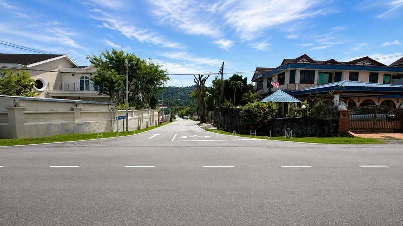 Semi-Detached House for Sale in Ampang Jaya (Ampang) - Azli Ibrahim - Exterior - PropertyGuru.com.my