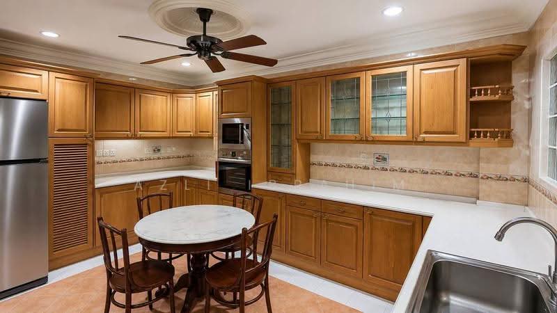 Semi-Detached House for Sale in Ampang Jaya (Ampang) - Azli Ibrahim - Kitchen - PropertyGuru.com.my