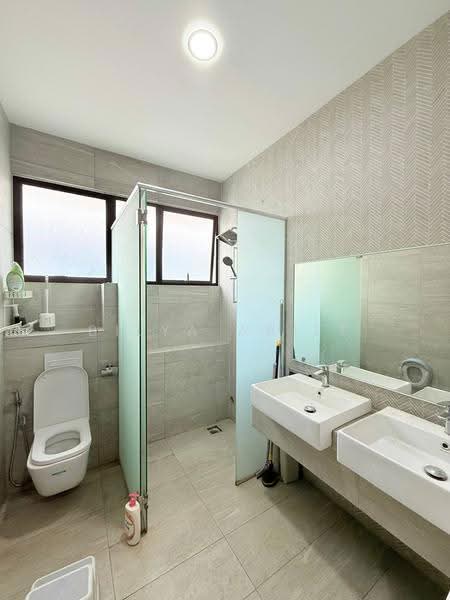 Rumah Teres 3-Tingkat untuk Disewa di Cyberjaya (Selangor) - BILYA ARIFF - Bathroom - PropertyGuru.com.my