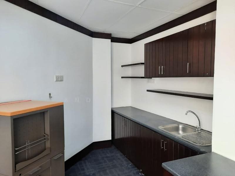 Office for Rent in Seksyen 52 (Petaling Jaya) - andrew lim - Kitchen - PropertyGuru.com.my