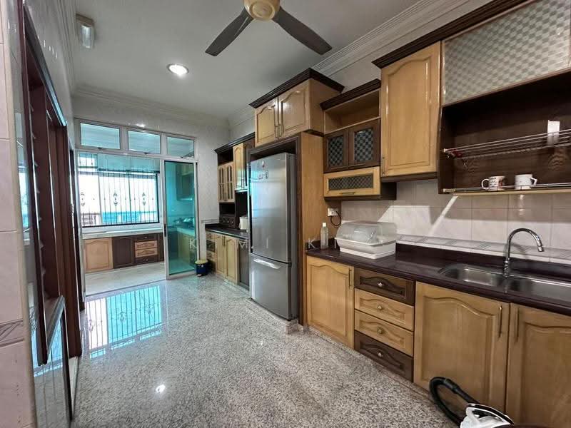 Rumah Berkembar untuk Dijual di Johor Bahru (Johor) - Kimi Kiu - Kitchen - PropertyGuru.com.my