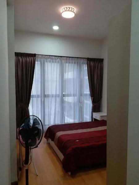 Kondominium untuk Dijual di Lovell @ Country Garden Danga Bay - Vincent Chen - Bedroom - PropertyGuru.com.my