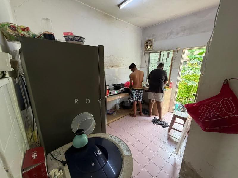 2-storey Terraced House for Sale in Saujana Puchong (Puchong) - Roy Kong - Kitchen - PropertyGuru.com.my