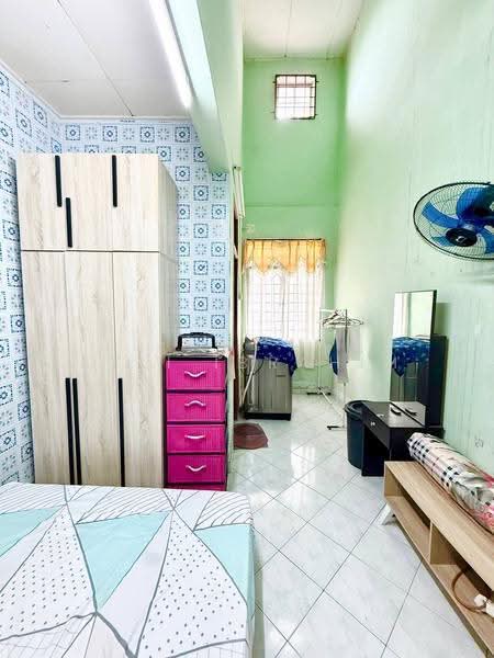 1-storey Terraced House for Sale in Taman Semenyih Indah (Semenyih) - Azli Ibrahim - Bedroom - PropertyGuru.com.my