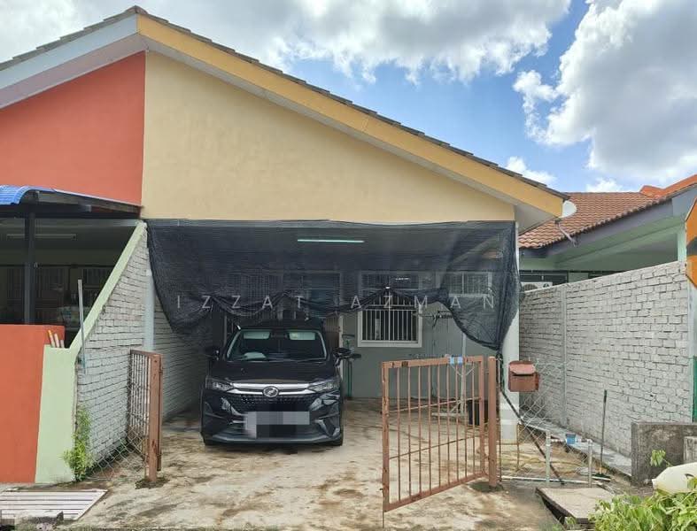 Terraced House for Sale in Kuantan (Pahang) - Izzat Azman - Exterior - PropertyGuru.com.my